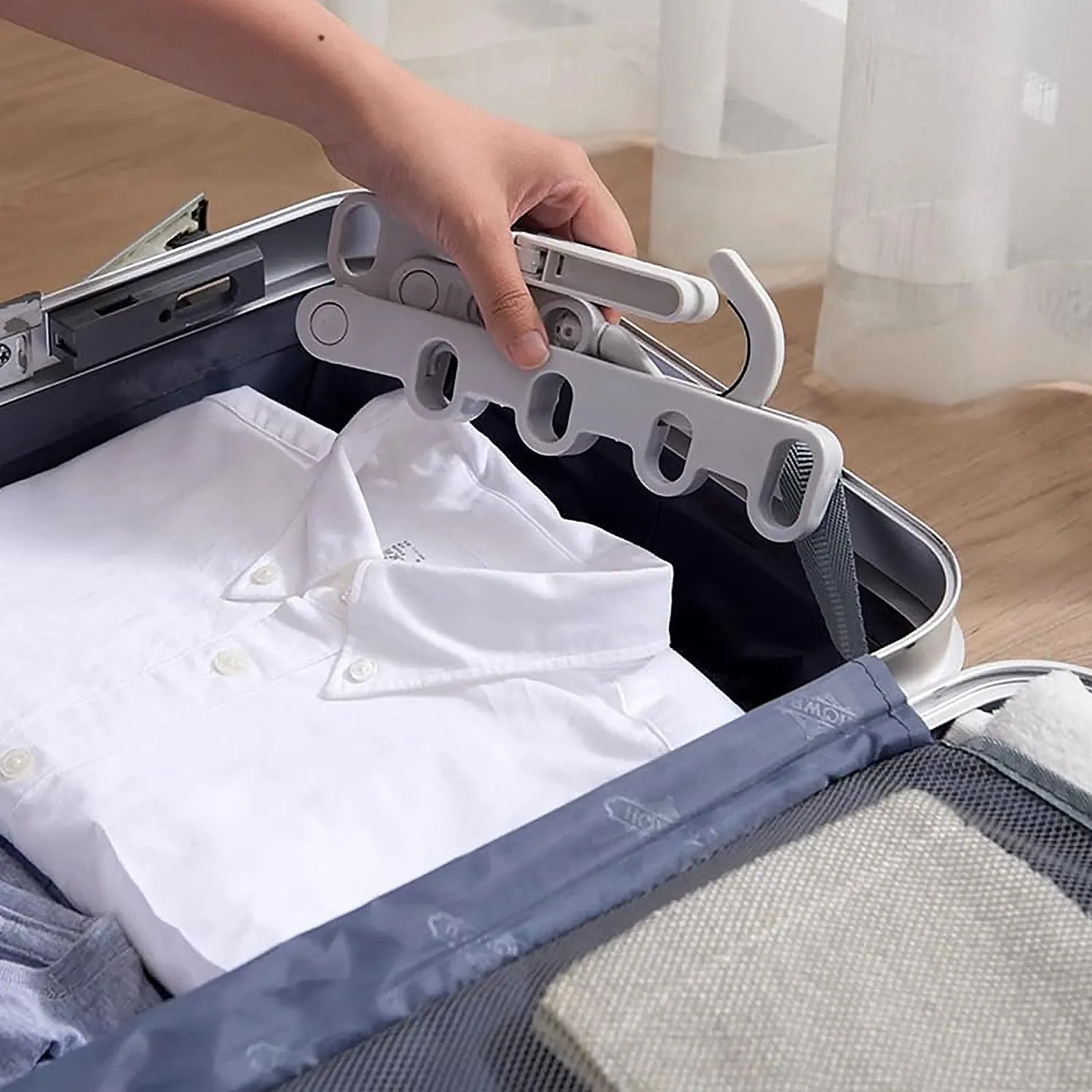 5holes foldable clothes Hanger, travel clothes hanger, multifunctional clothes hanger, space-saving wall holder, clothes rack, robust clothes hanger for travel, indoors.