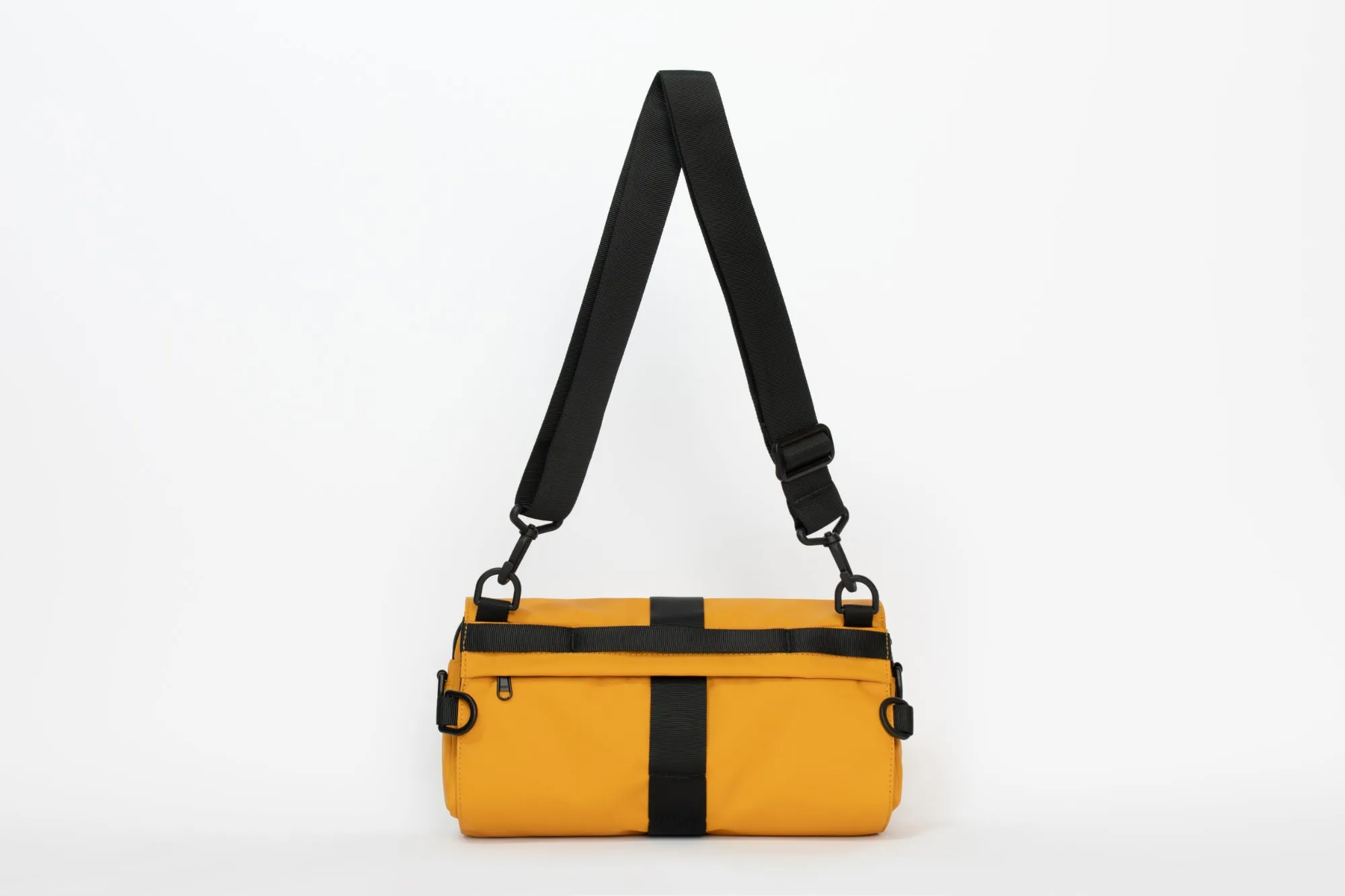 KIWEE Fasten & Go: Triangle Sling Bag