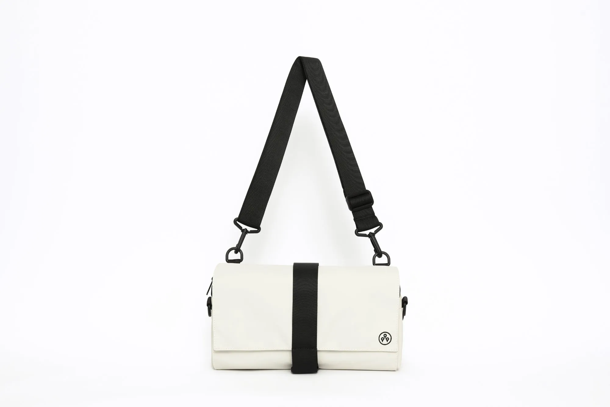 KIWEE Fasten & Go: Triangle Sling Bag