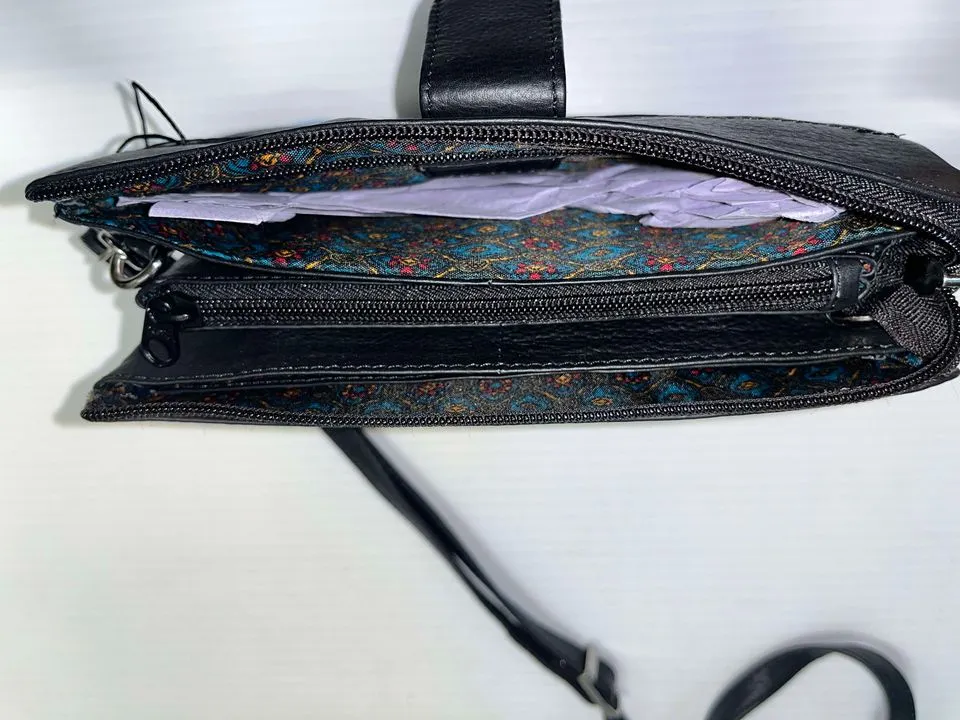 Purse - Black crossbody textured leather medium bag